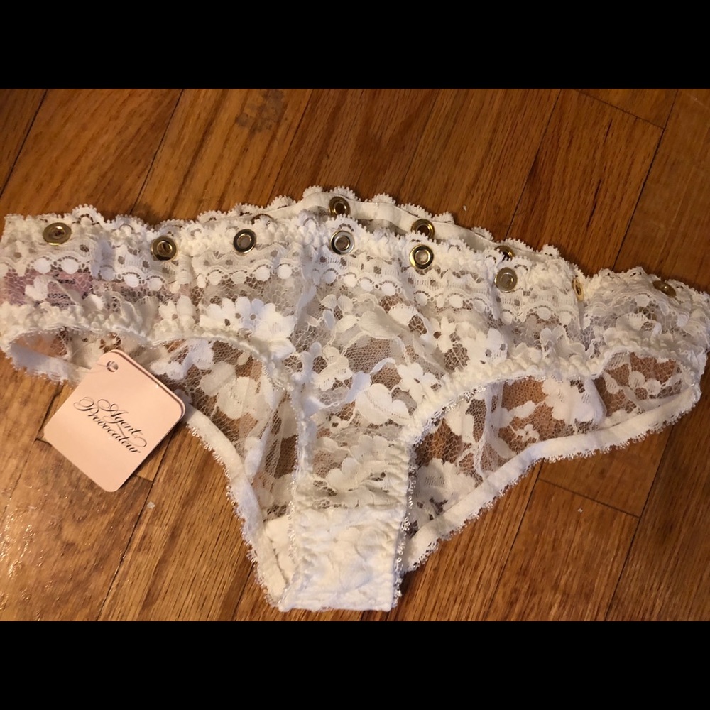 NWT AGENT PROVOCATEUR STEVIE IVORY BRIEF SIZE S&M - Picture 4 of 5